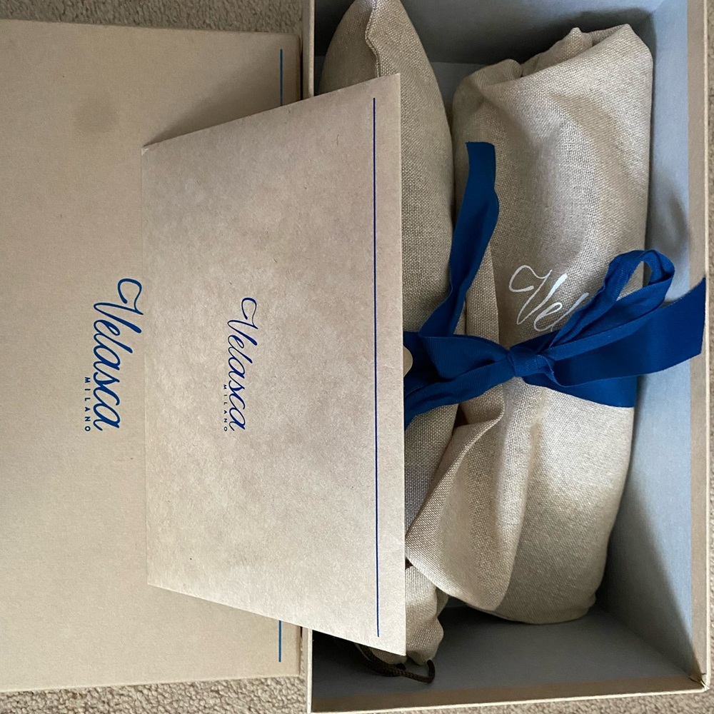 Men's size 42 EU (9 US) Prestinee Dark Blue tumbled leather moccasins.